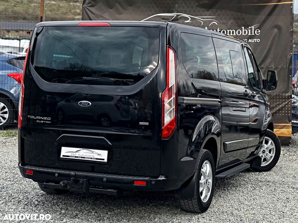 Ford Tourneo Custom 300 L2H1 VA Titanium - 12