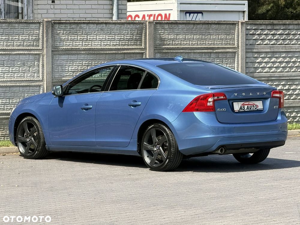 Volvo S60 D3 Summum - 32