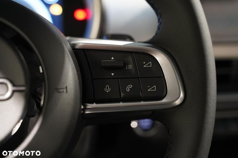 Fiat 600 HYBRID La Prima - 16