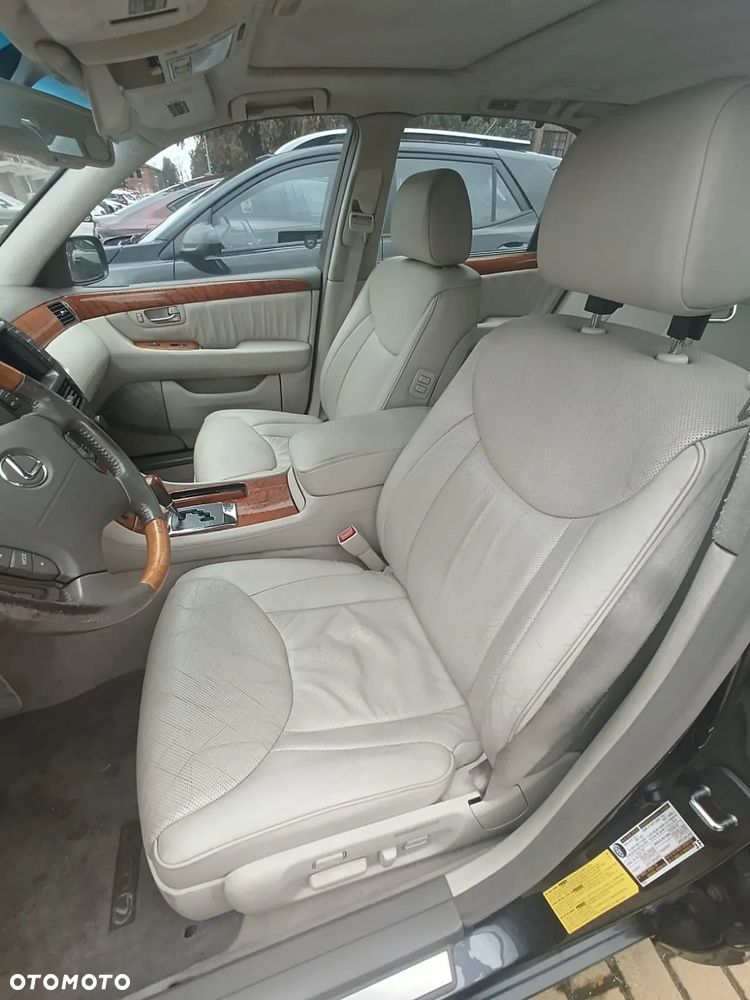 Lexus LS Comfort - 9
