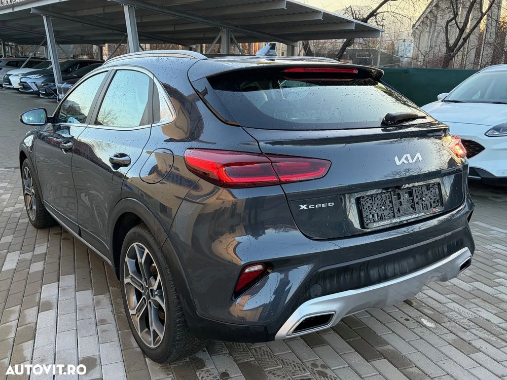 Kia XCeed - 13