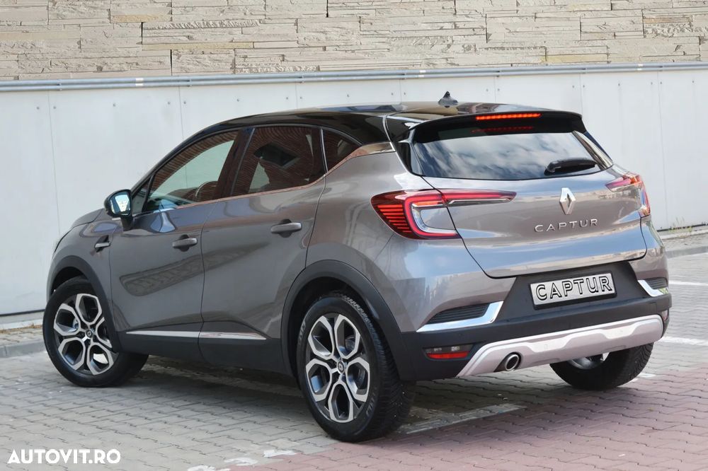 Renault Captur BLUE dCi EDC Intens - 8