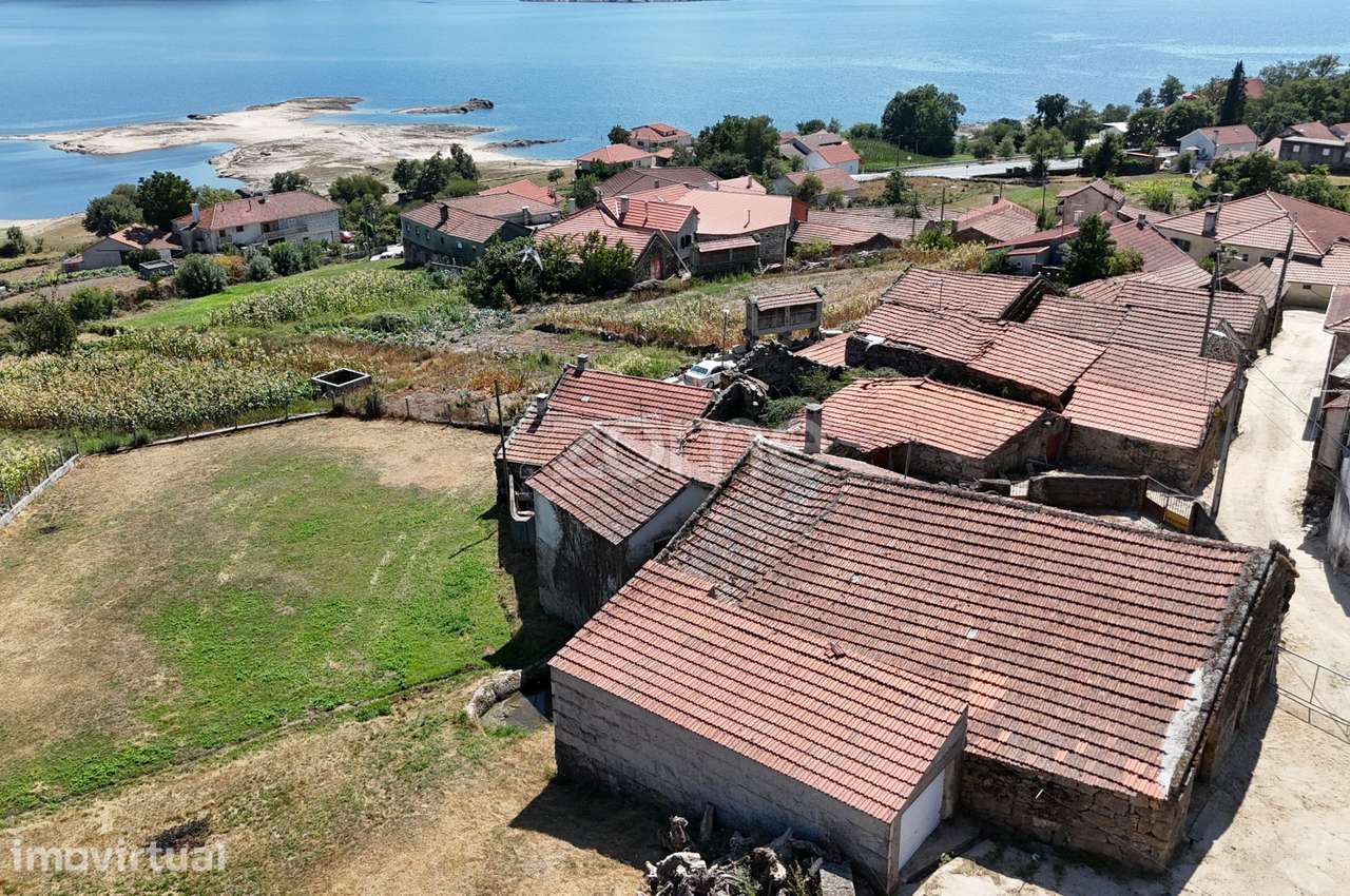 Ruína para Recuperar em Parafita, Montalegre - Grande imagem: 5/19
