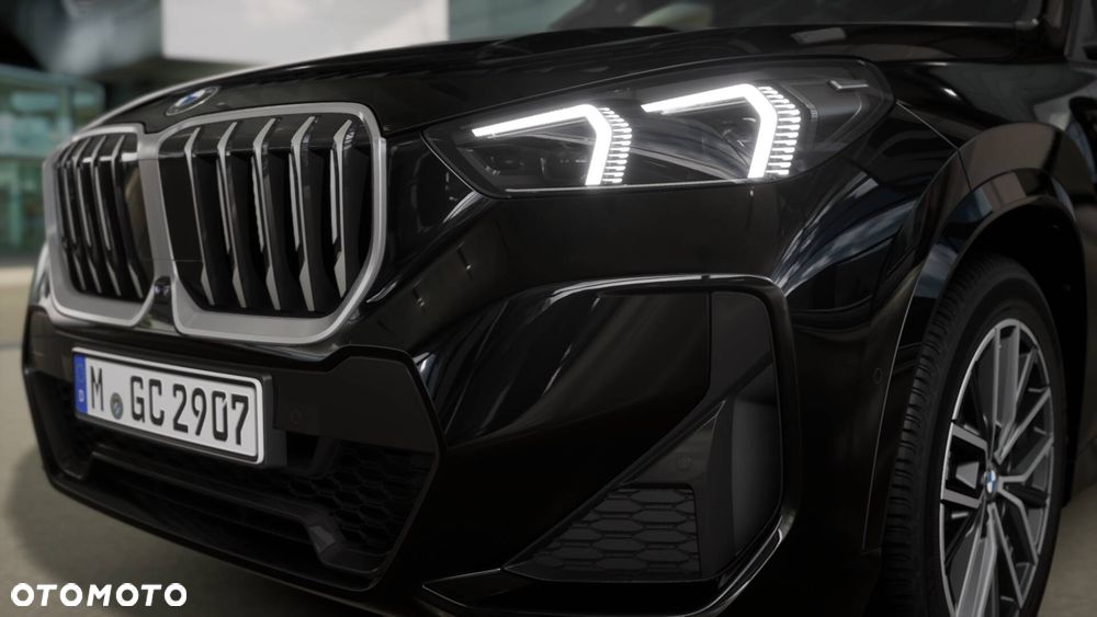 BMW X1 sDrive20i mHEV - 8