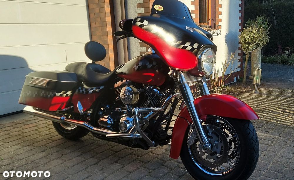 Harley-Davidson Touring Street Glide - 13