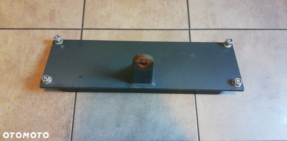 ISEKI SGR 22 SGR22 Tylny zaczep - 1