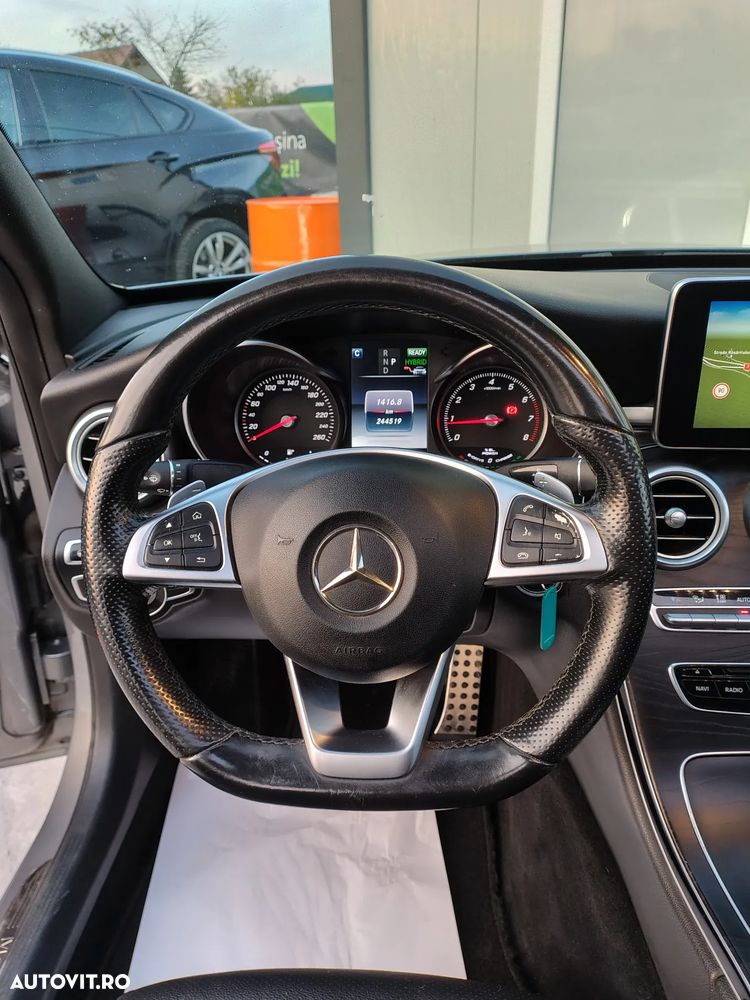 Mercedes-Benz C - 10