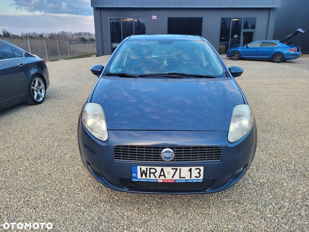 Fiat Grande Punto - 32