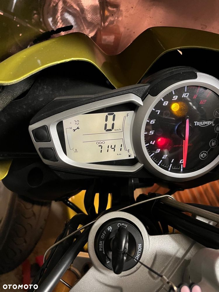 Triumph Speed Triple - 7