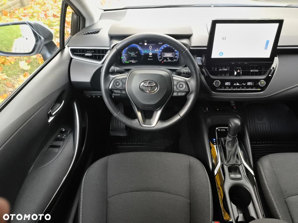 Toyota Corolla 1.8 Hybrid Style - 12