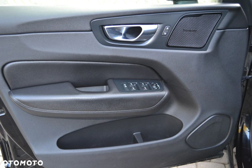 Volvo XC 60 - 29