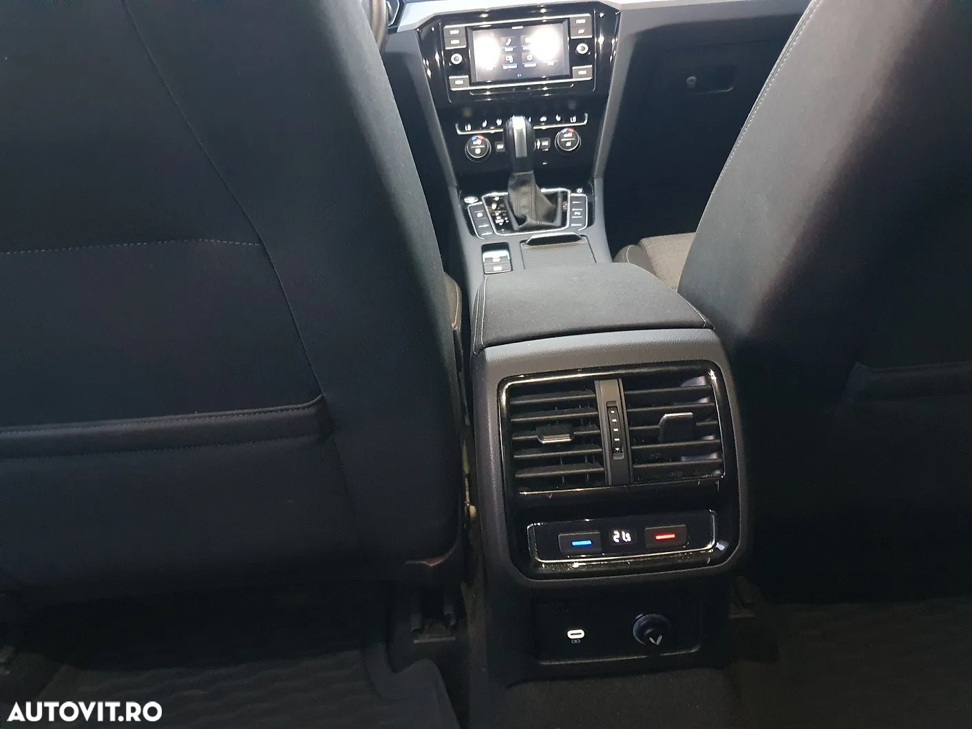 Volkswagen Passat Variant 1.5 TSI ACT OPF DSG Comfortline - 12
