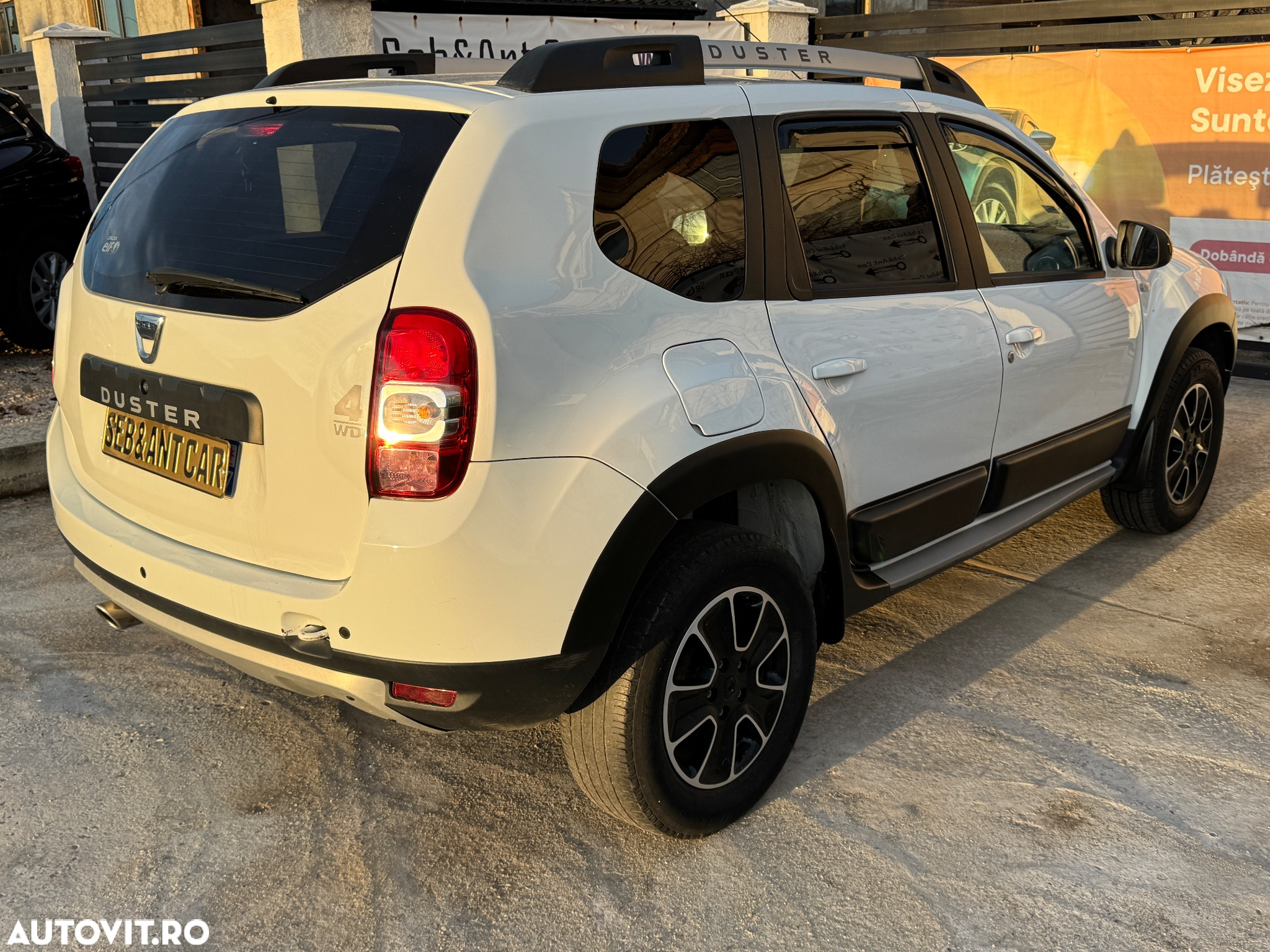 Dacia Duster dCi 110 FAP 4x4 Blackshadow - 9