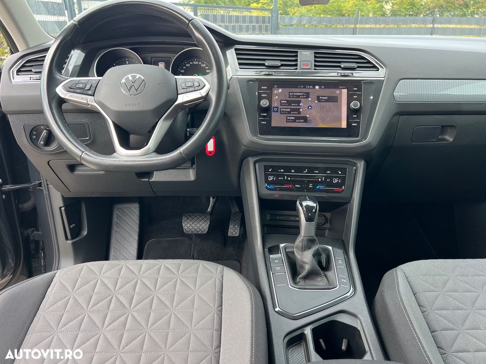 Volkswagen Tiguan 2.0 TDI DSG Elegance - 9