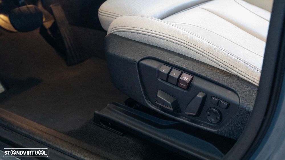 BMW X2 25 e xDrive Pack M - 9