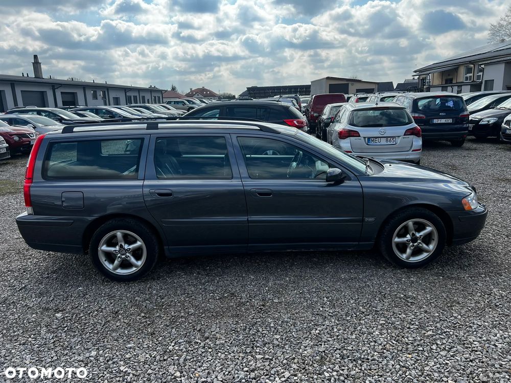 Volvo V70 2.4 Kinetic - 11