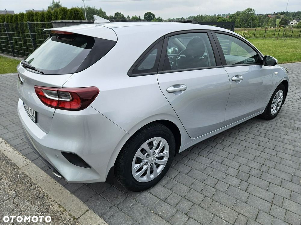 Kia Ceed - 4