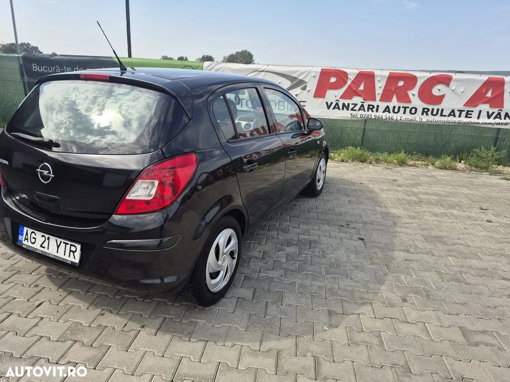 Opel Corsa 1.2i Cosmo - 12