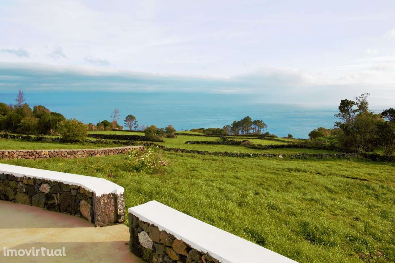 Fantastica Quinta- Prainha- Ilha do Pico  - T2 + Estudio  -... - Grande imagem: 5/27