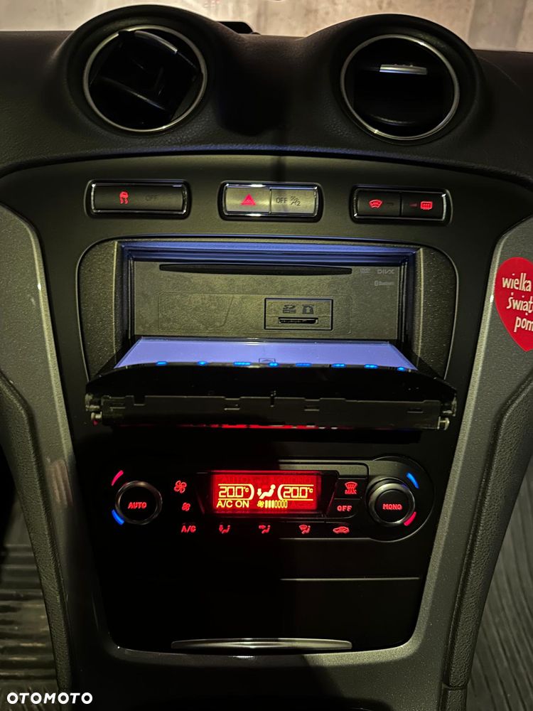 Ford Mondeo - 17