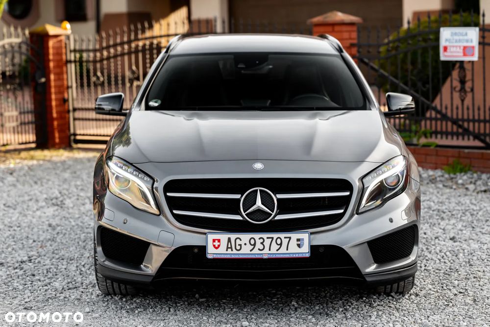Mercedes-Benz GLA 250 4Matic 7G-DCT AMG Line - 5