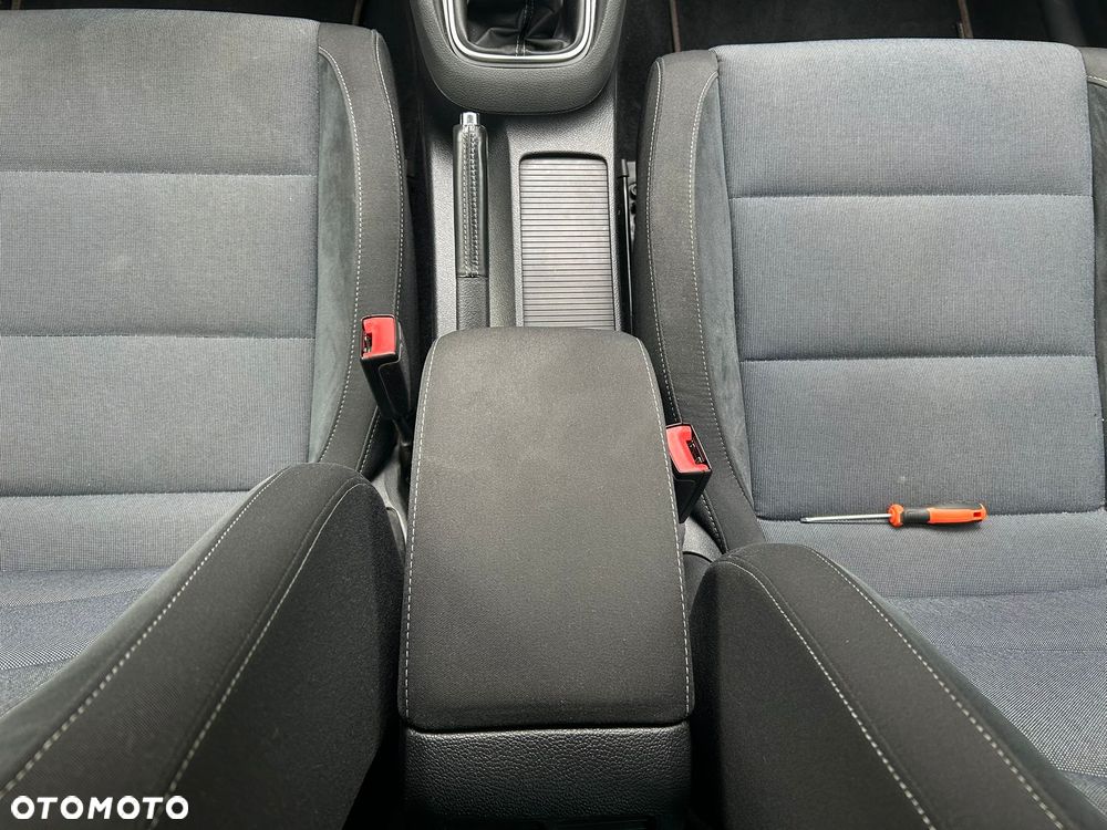 Volkswagen Golf 1.4 TSI Style - 23