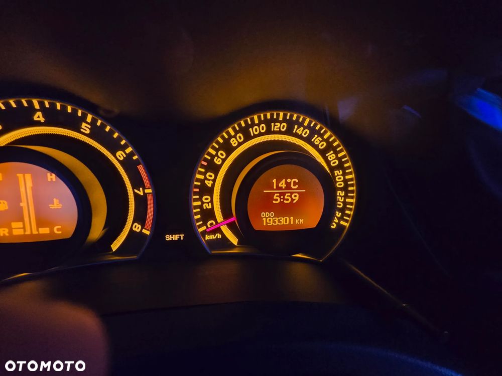 Toyota Auris 1.4 VVT-i Sol - 21