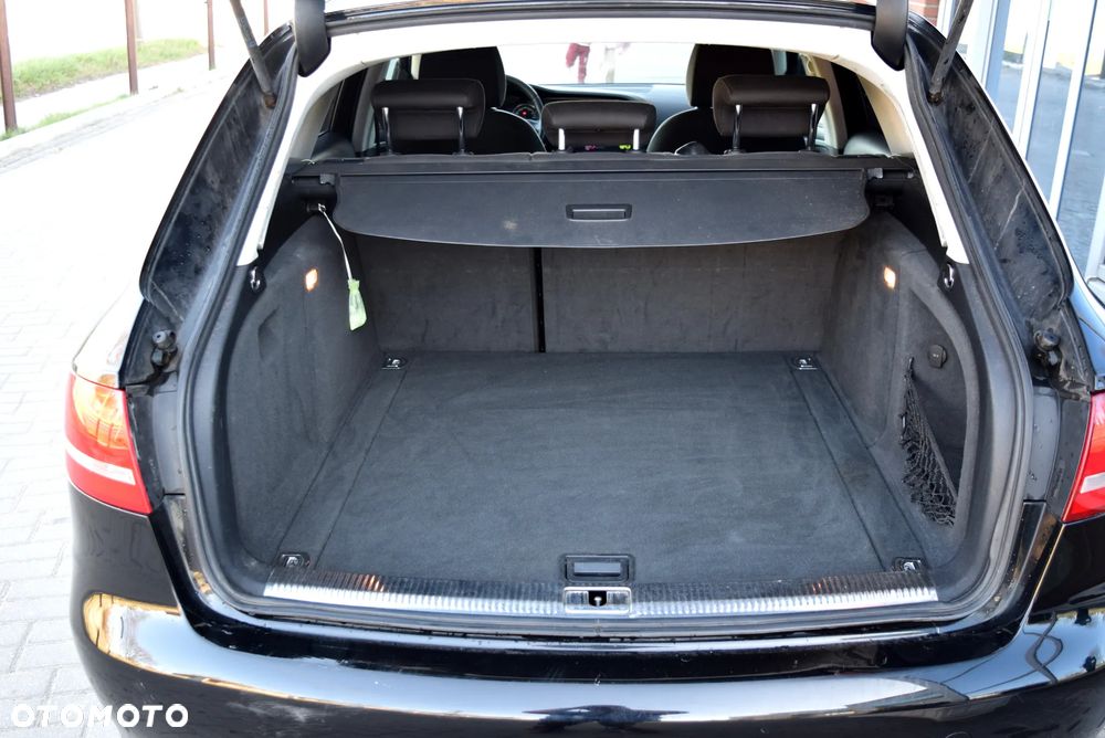 Audi A4 Avant 2.0 TDI - 9