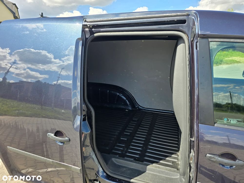 Volkswagen Caddy - 10