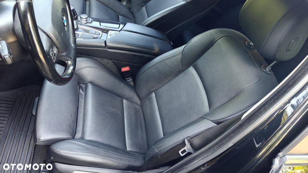 BMW Seria 5 520d Luxury Line - 36