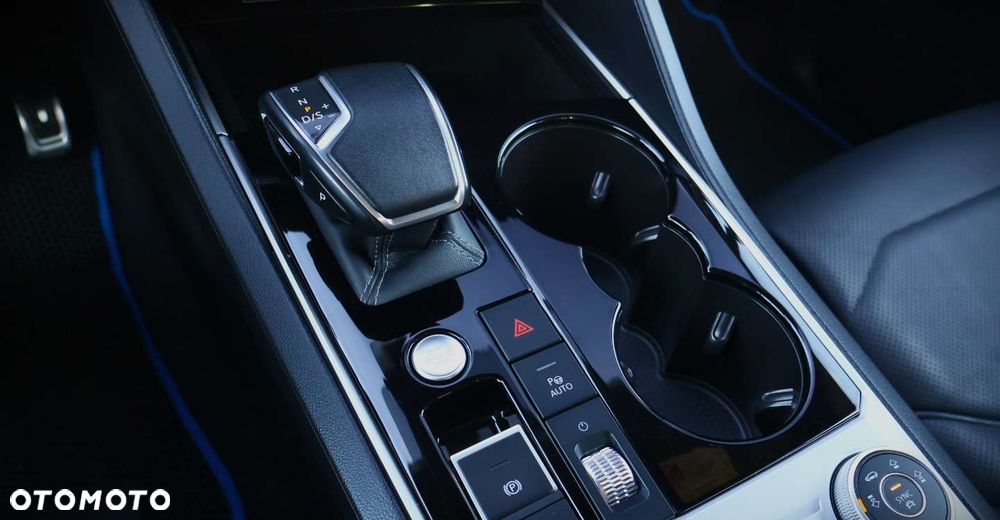 Volkswagen Touareg - 39