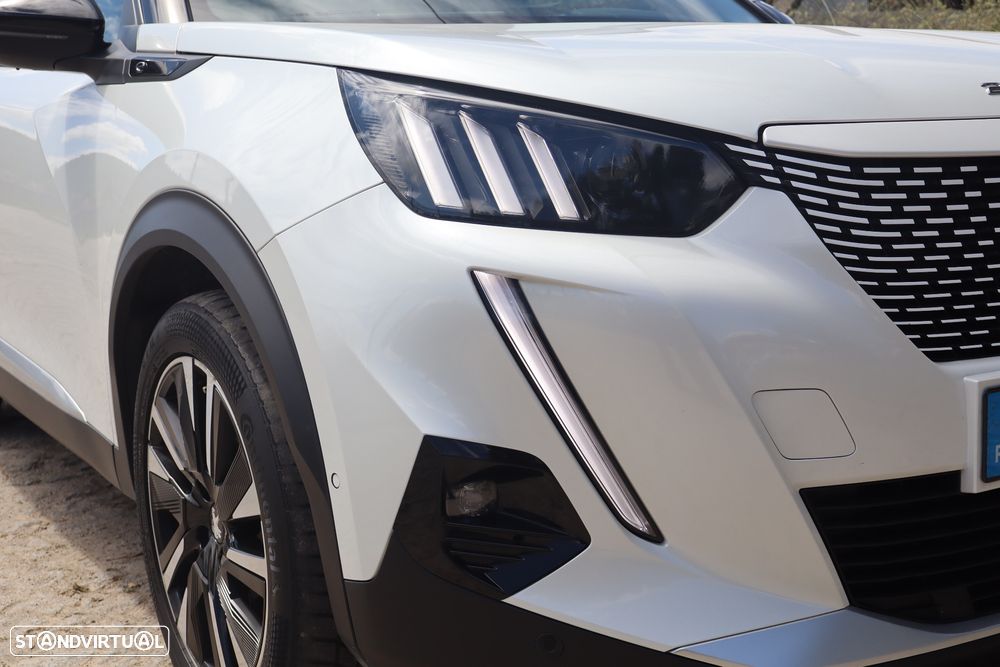 Peugeot 2008 - 4