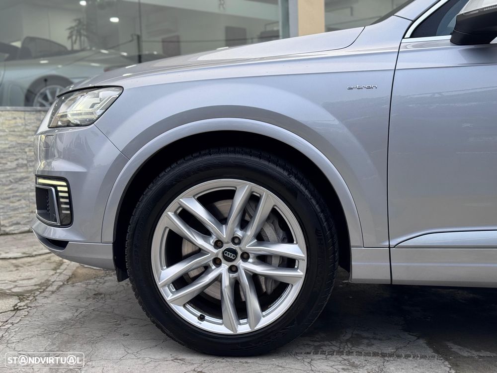 Audi Q7 3.0 TDI e-tron quattro S-line Tiptronic - 18