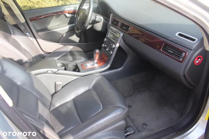 Volvo XC 70 3.2 AWD Momentum - 18
