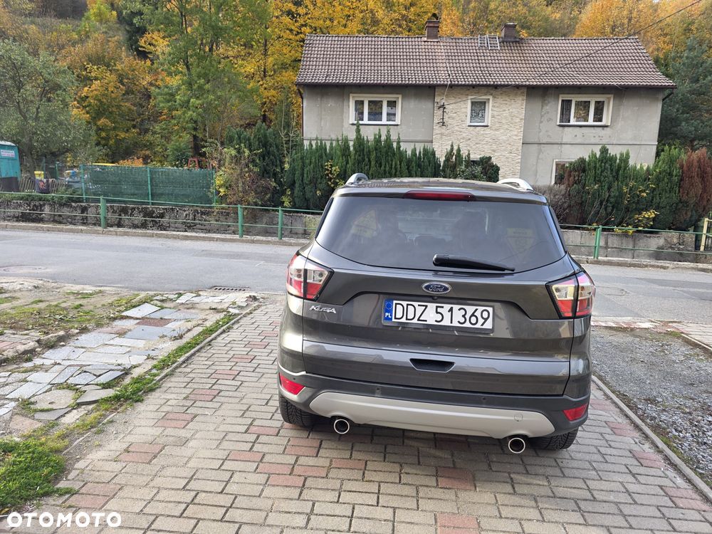 Ford Kuga - 4