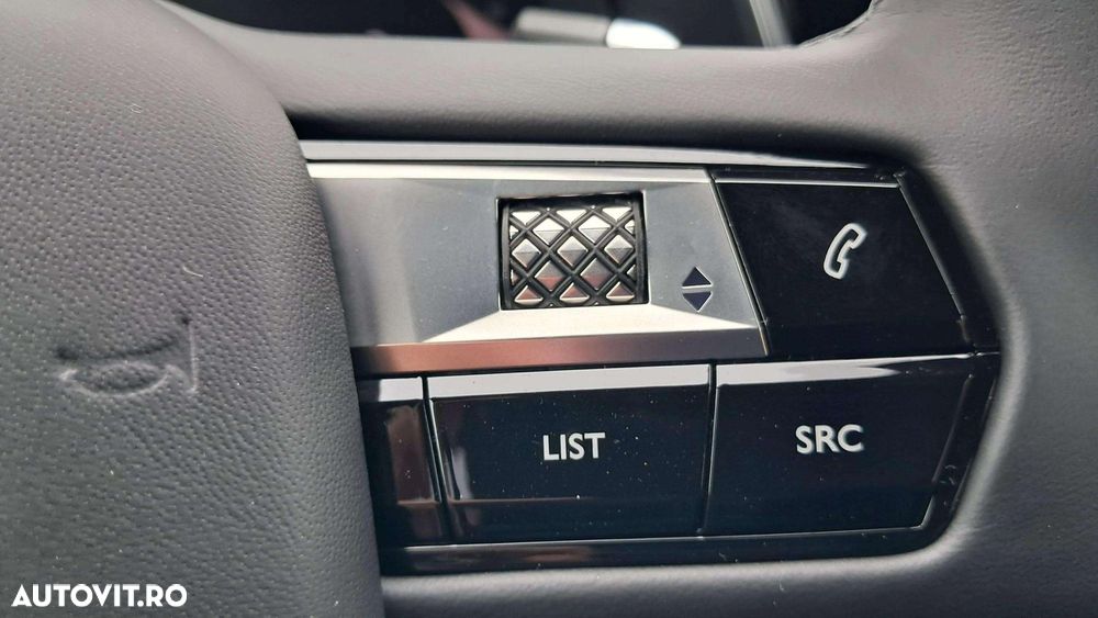 DS Automobiles DS 7 Crossback 1.5 BlueHDi 130 S&S EAT8 Etoile - 24