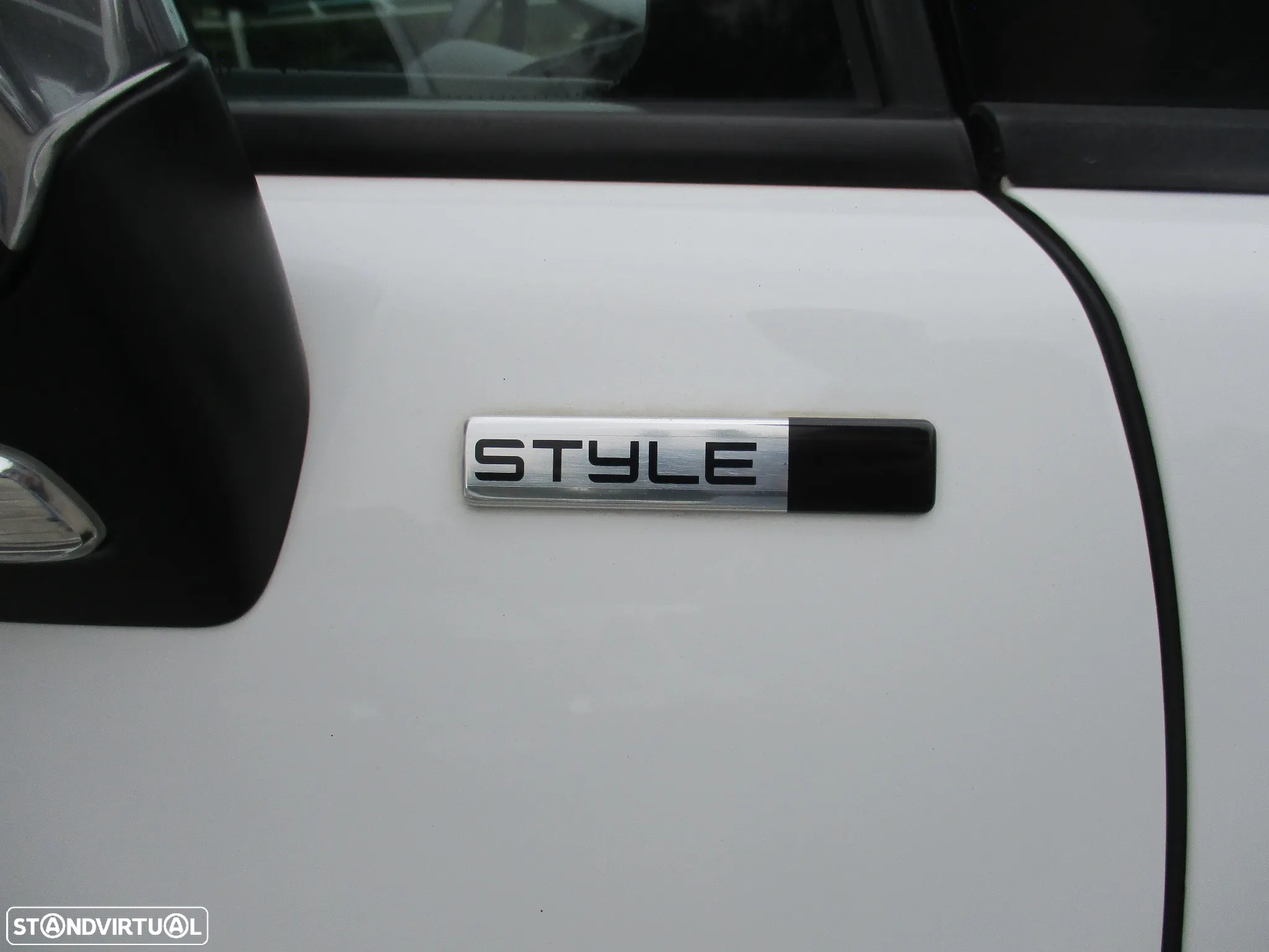 Peugeot 3008 1.6 BlueHDi Style - 23