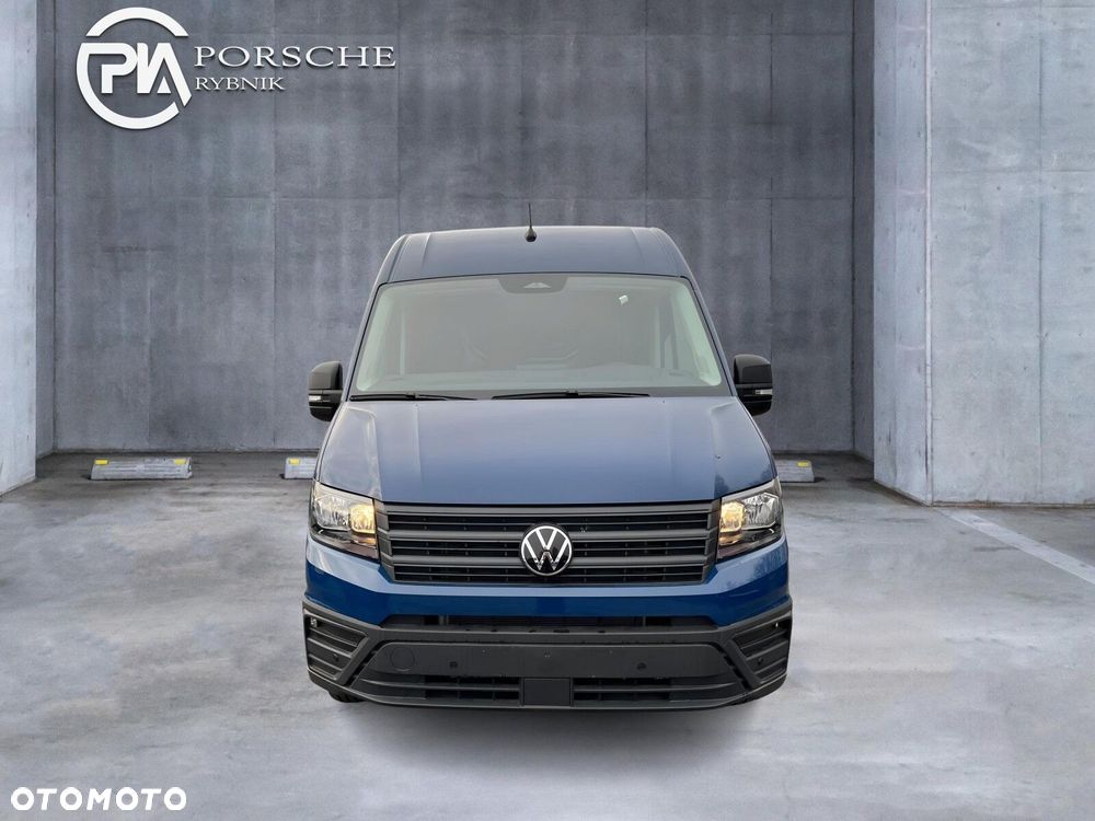 Volkswagen Crafter 35 Furgon z wysokim dachem silnik: 2,0 l EU6 SCR 140 KM / skrzynia biegów: automatyczna 8-biegowa rozstaw osi: 3640 mm - 2