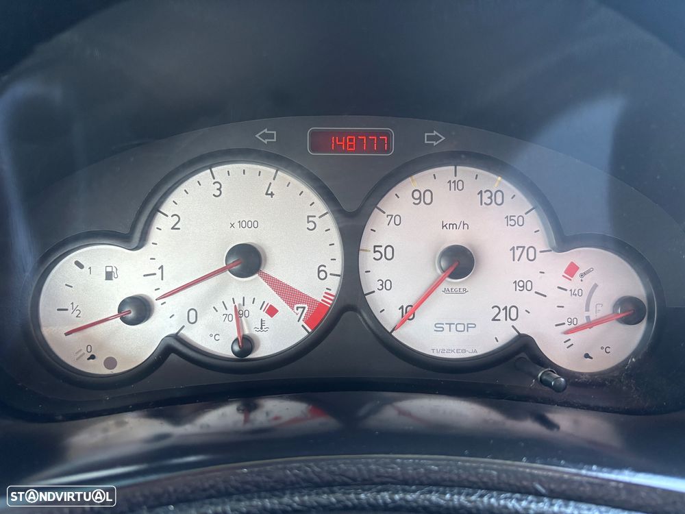 Peugeot 206 CC 1.6 - 17