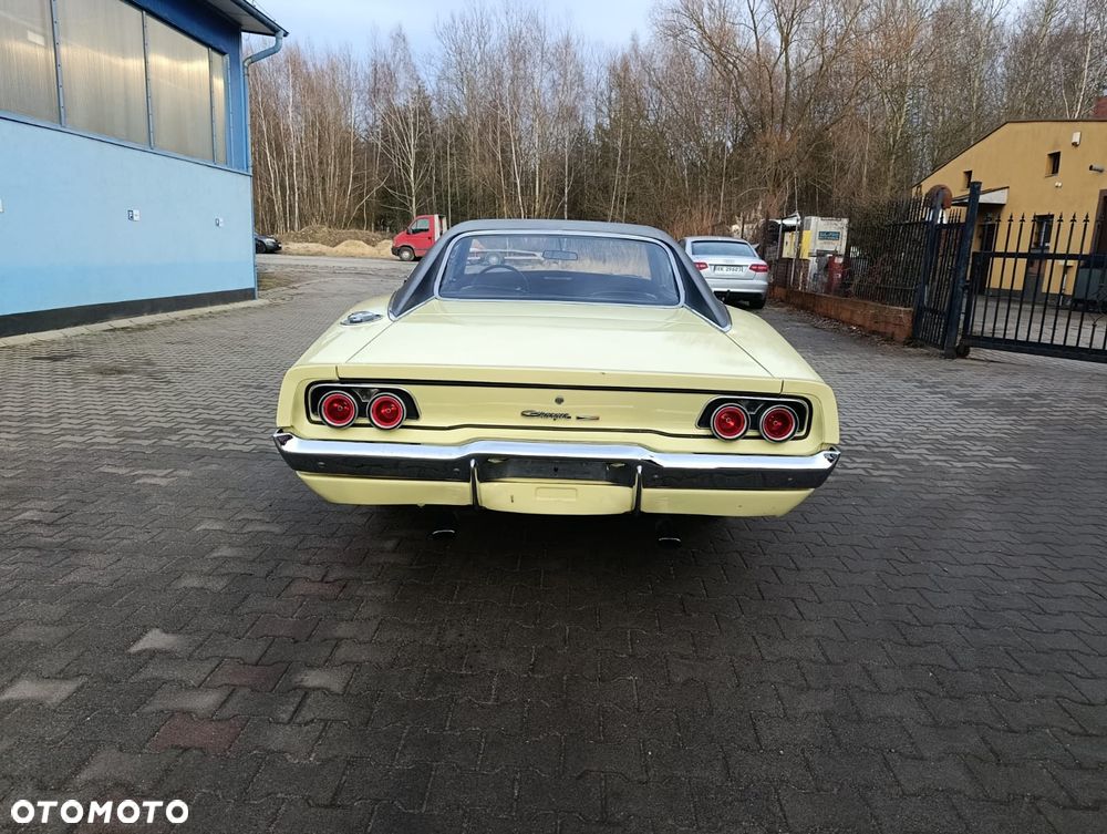 Dodge Charger - 28