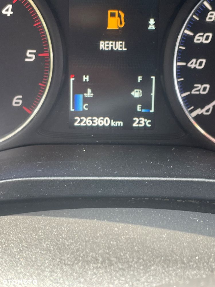 Mitsubishi Outlander 2.2 DI-D 4WD Intense - 23