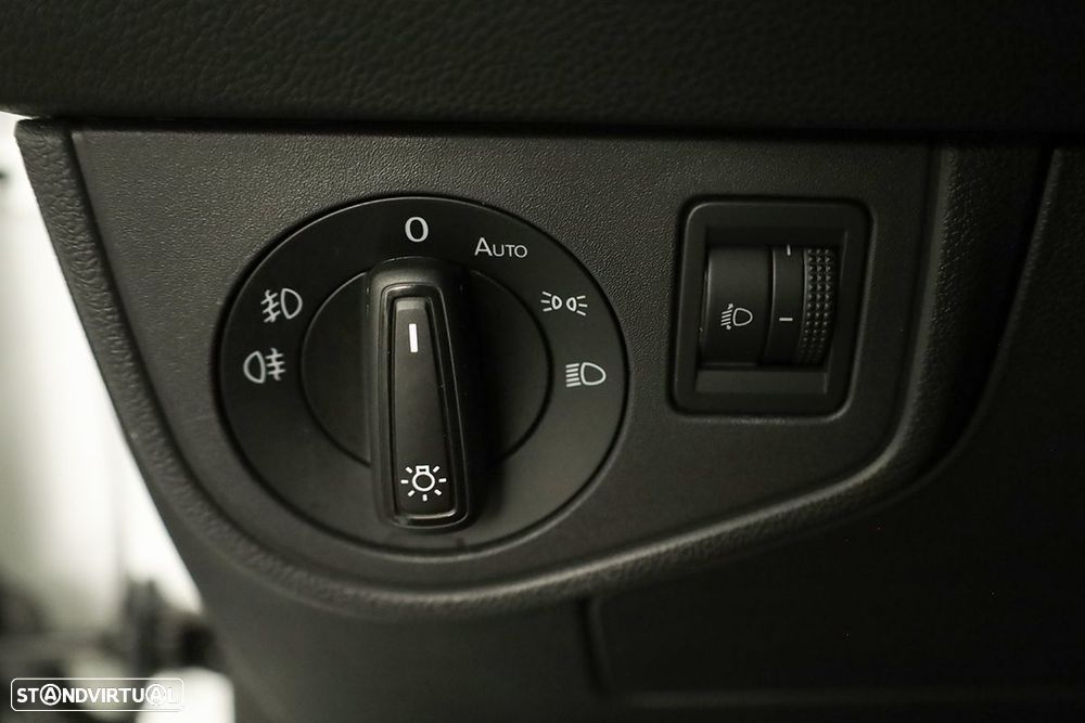 VW Taigo 1.0 TSI Urban - 18
