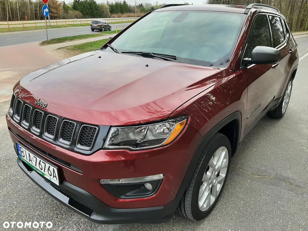 Jeep Compass - 27