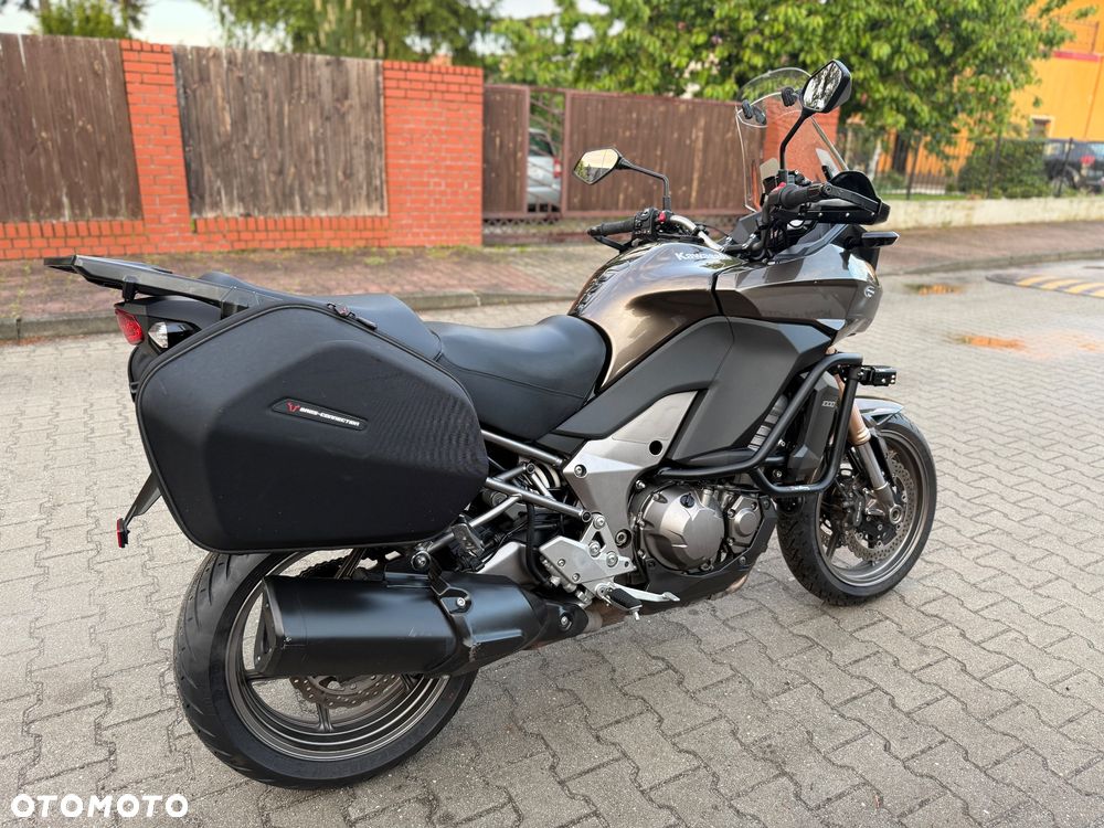 Kawasaki Versys 1000 - 9