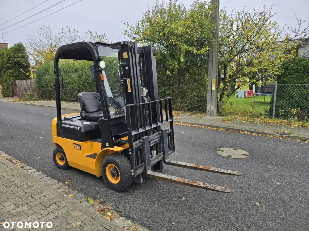 Mitsubishi wózek widłowy diesel fd18 triplex automat - 11
