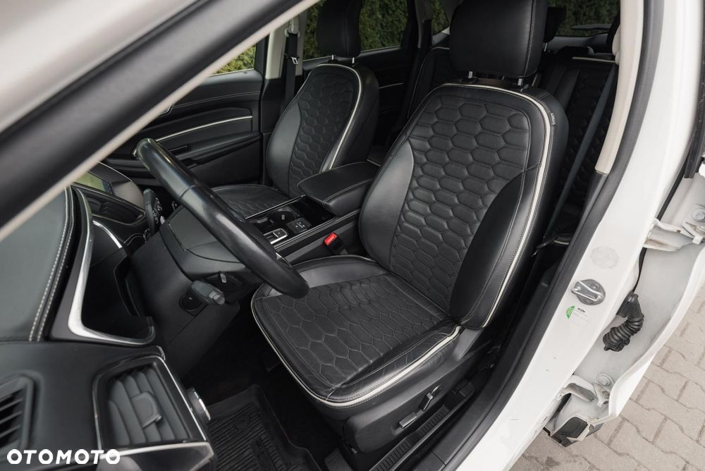Ford Edge - 13