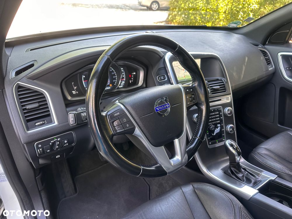 Volvo XC 60 D4 Drive-E Summum - 10