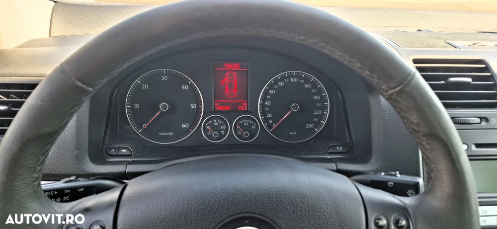 Volkswagen Jetta 1.9 TDI Comfortline - 8