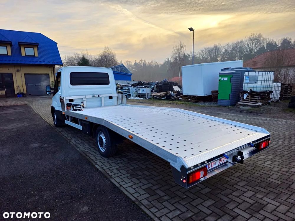 Iveco 35S16 - 8