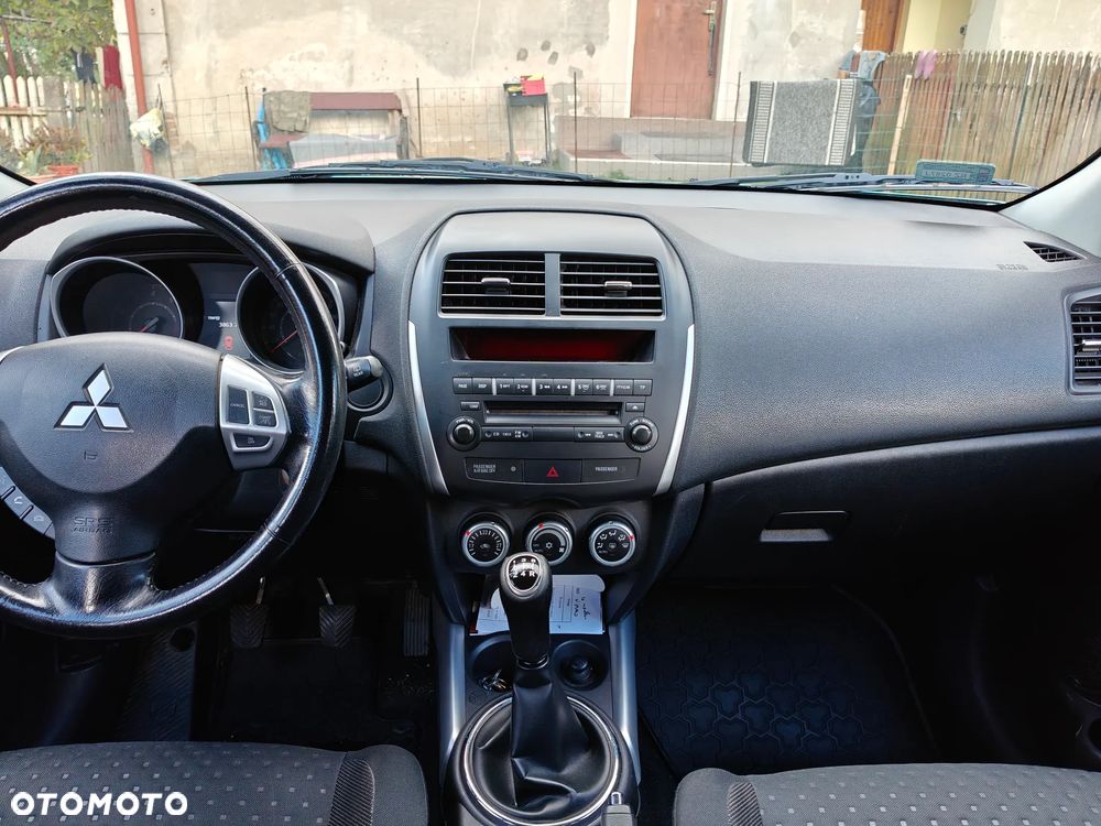 Mitsubishi ASX 1.6 Invite AS&G - 12